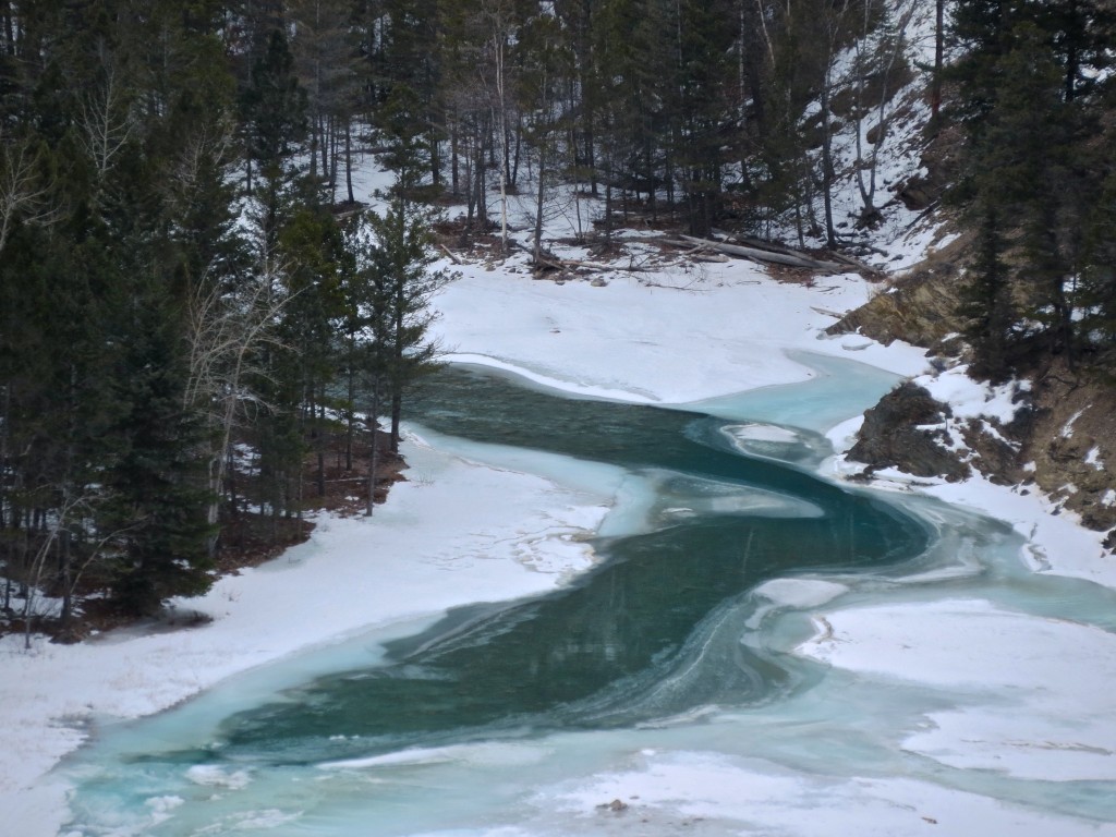 Liquid Emerald Spill